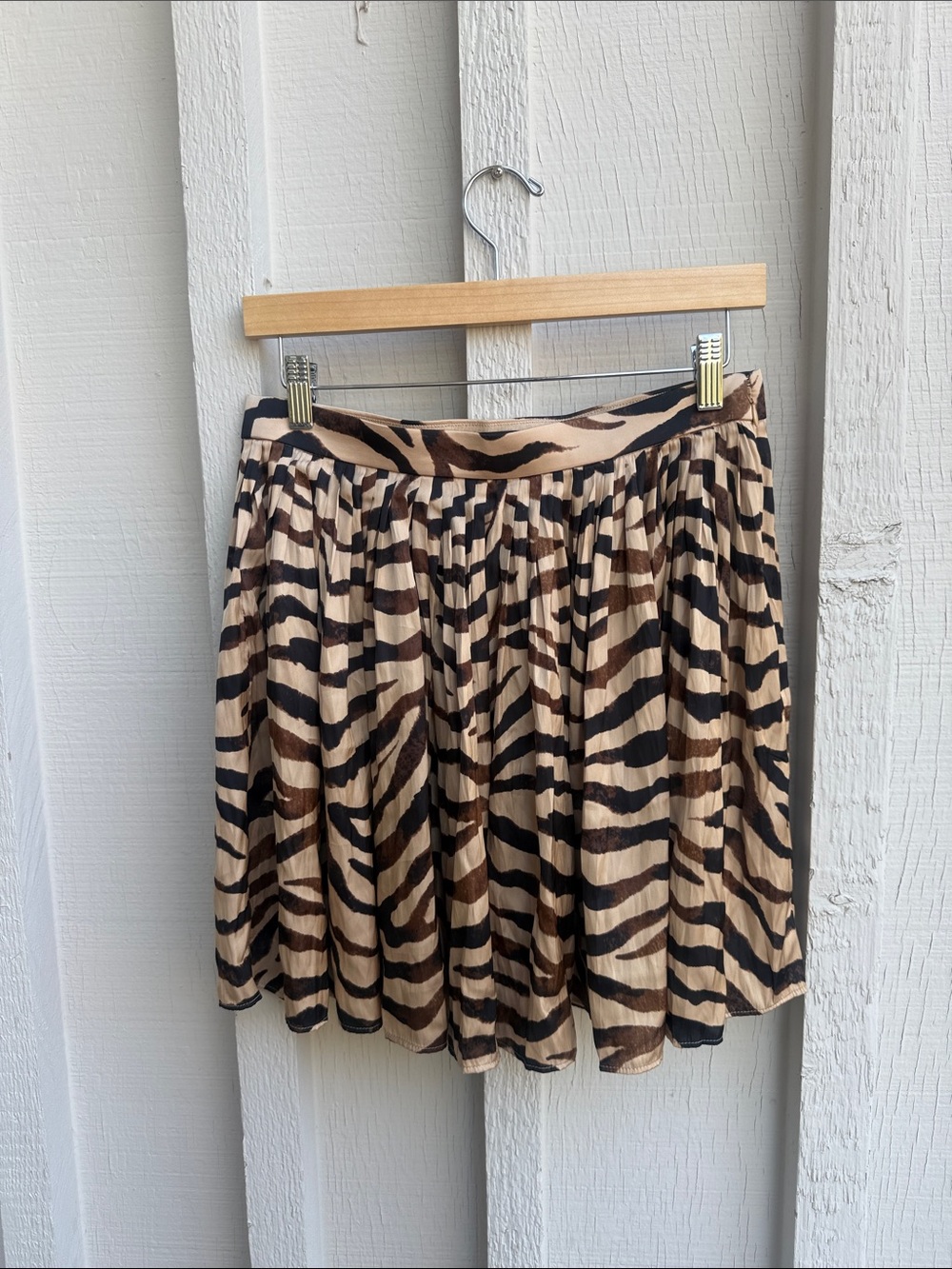 J. Crew Animal Print Satin featherweight Skirt, Size 4 New without tags